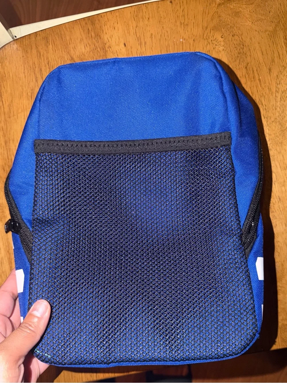 Adidas small lunchbox